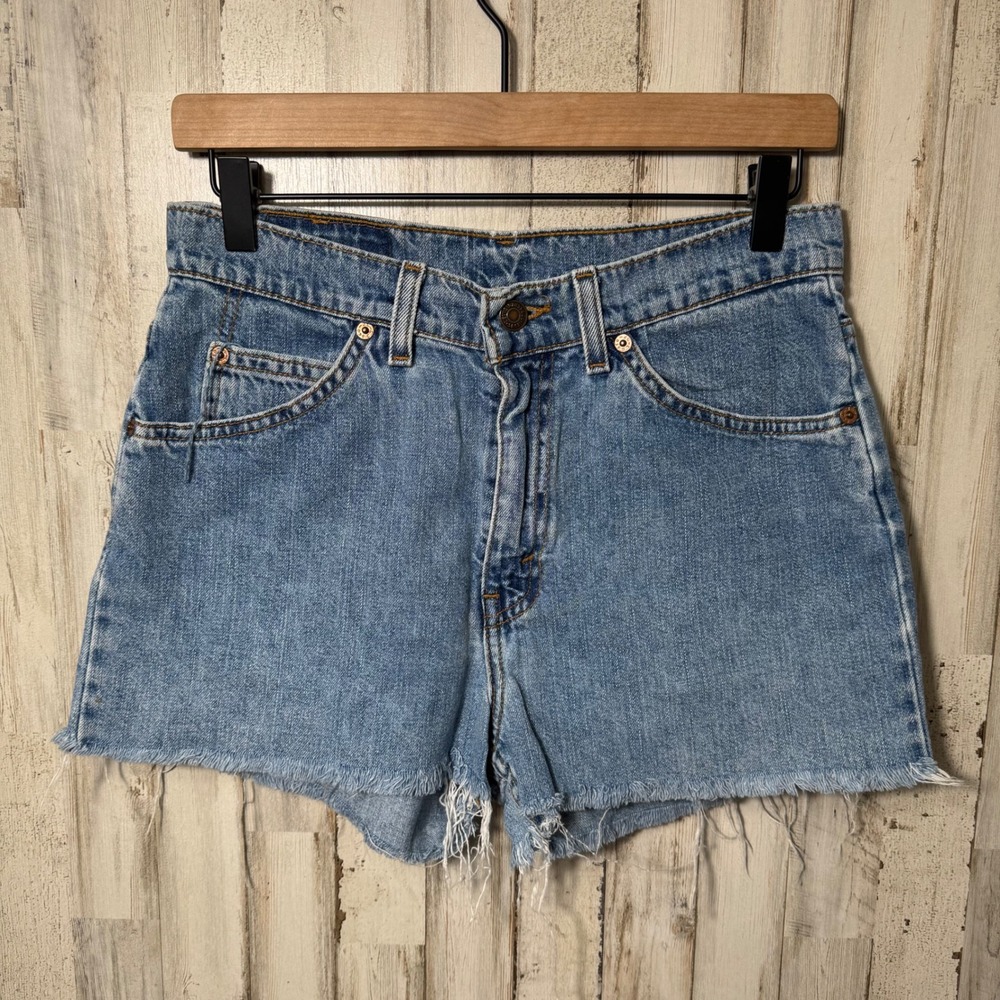 Vintage 90s Levis Denim Jean Mom Short High Waist USA White Tab Womens Size 7